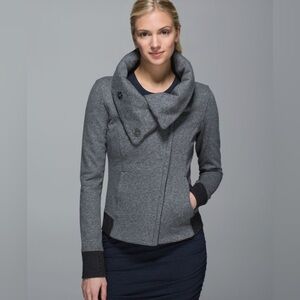 Lululemon Karmacollected Jacket
Heathered Speckled Black